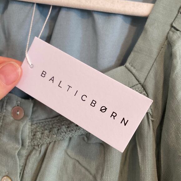 NWT Baltic Born Unity Button Down Sage Green Rayon Flowing Boho Top Size Small - Picture 7 of 16